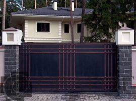 Кованые глухие ворота